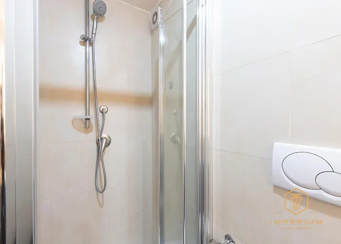 Imperium Vatican - 3 Pvt Suites, Pvt Bathrooms, A-c, 2 Steps From Vatican Guest house